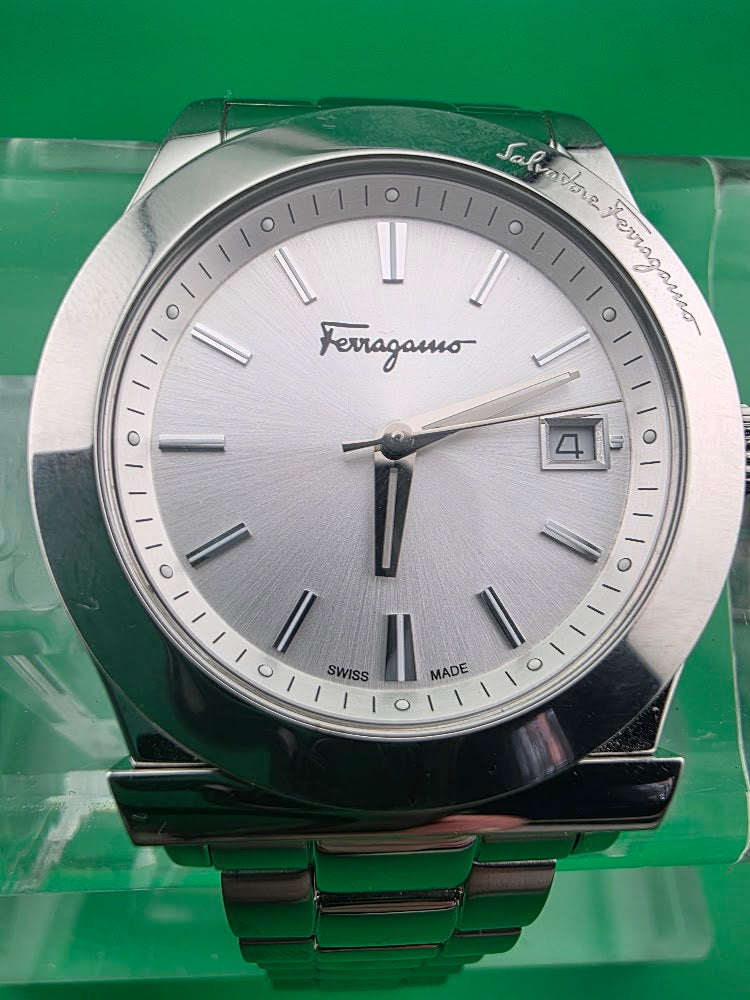 Salvatore Ferragamo FF3580014 Swiss Quartz 40mm Silver Dial – Full Set - SOLD