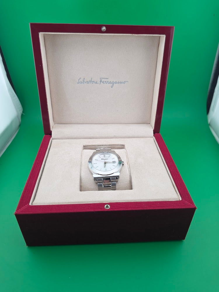 Salvatore Ferragamo FF3580014 Swiss Quartz 40mm Silver Dial – Full Set - SOLD