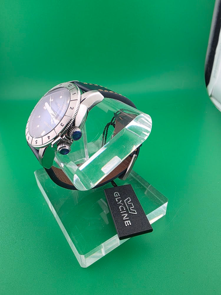 Glycine Airman Worldtimer GL1022 42mm Swiss Quartz Blue Dial – Box & Hangtag