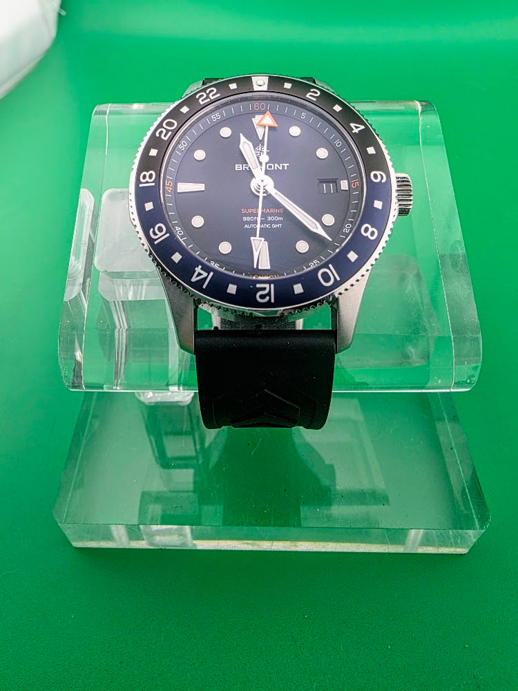 Bremont Supermarine 300M GMT “Glacier Blue” – Limited Edition of 500 – Full Set