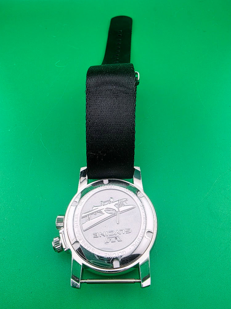 Glycine Airman Worldtimer – Green Dial – Swiss Quartz – GL1021 – Box & Extra Strap