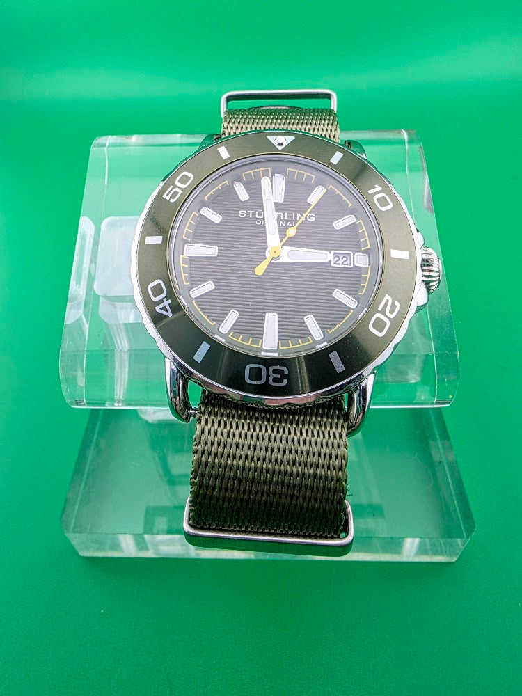 Stührling Original Explorer 4041 – Olive Green Diver – 40mm – Box & Papers