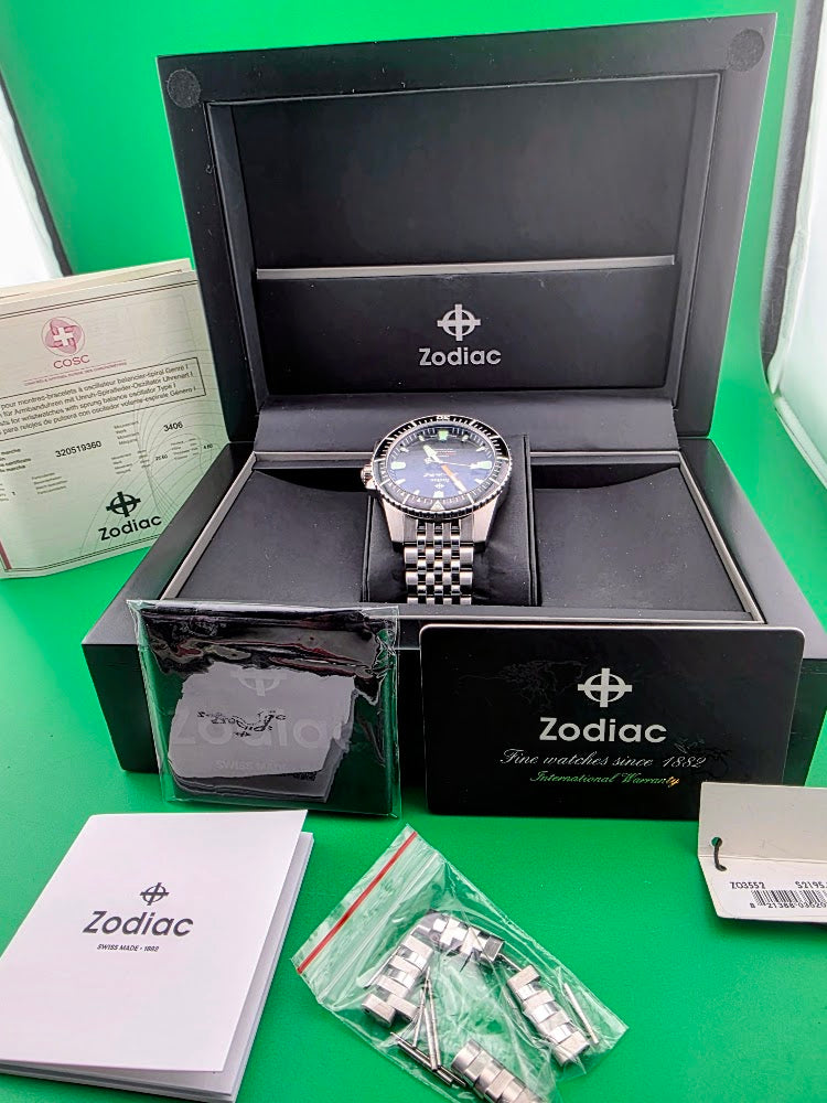 Zodiac Super Sea Wolf Pro-Diver – COSC Chronometer – 300M Automatic – Ref. ZO3552 – Full Set