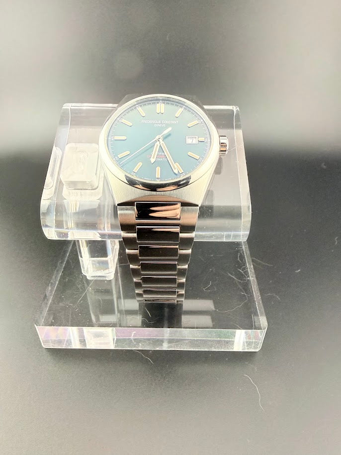 Frederique Constant Highlife Automatic COSC - Full Set - Mint Condition