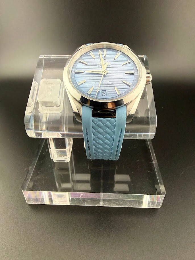 Omega Seamaster Aqua Terra 150M Master Chronometer "Summer Blue"