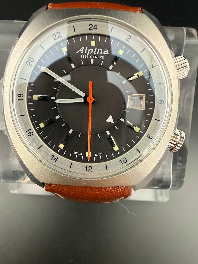Alpina Startimer Heritage GMT – Full Set + 5 Additional Premium Straps