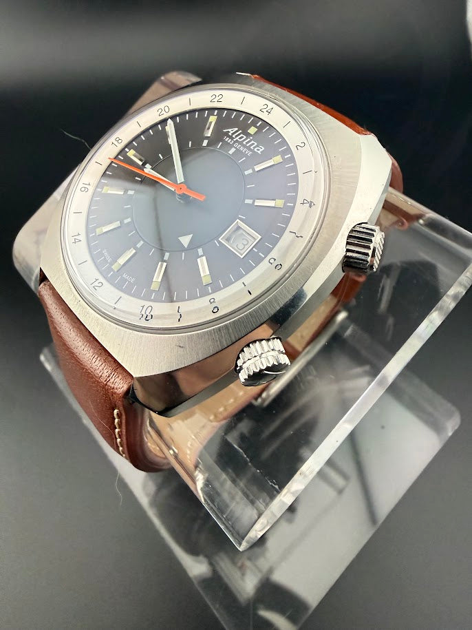 Alpina Startimer Heritage GMT – Full Set + 5 Additional Premium Straps