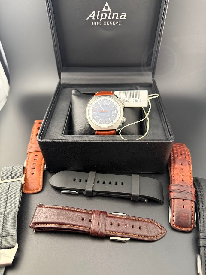 Alpina Startimer Heritage GMT – Full Set + 5 Additional Premium Straps