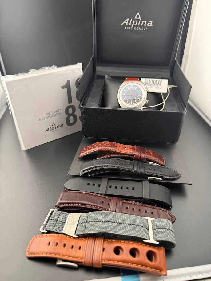 Alpina Startimer Heritage GMT – Full Set + 5 Additional Premium Straps