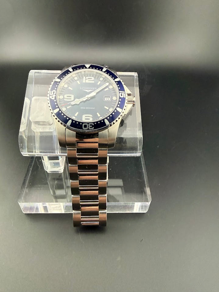 LONGINES HYDROCONQUEST 41MM QUARTZ – MINT CONDITION – FULL SET