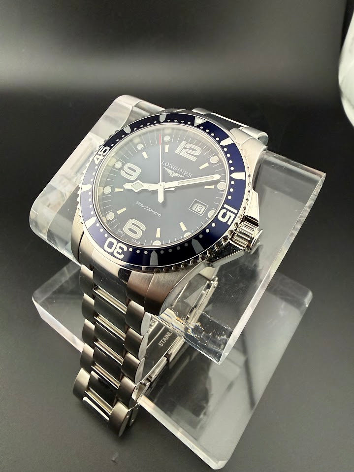 LONGINES HYDROCONQUEST 41MM QUARTZ – MINT CONDITION – FULL SET