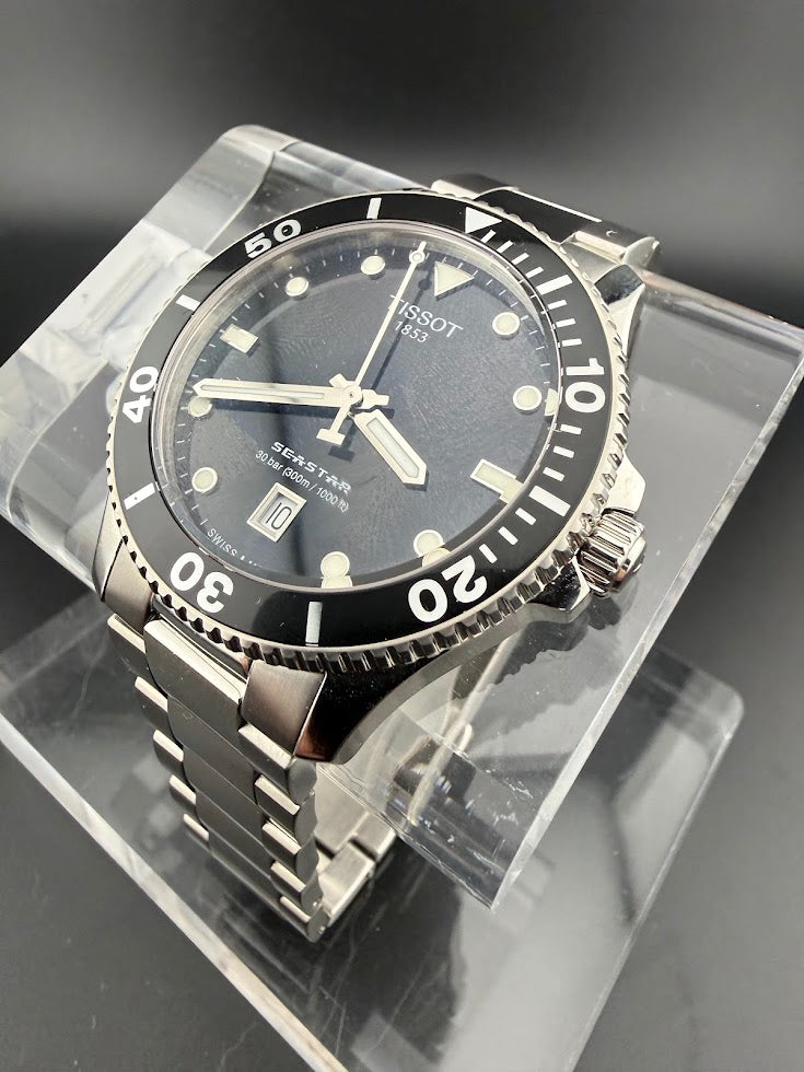 Tissot Seastar 1000 Quartz 40mm Black Dial - Full Set - Like New --SOLD