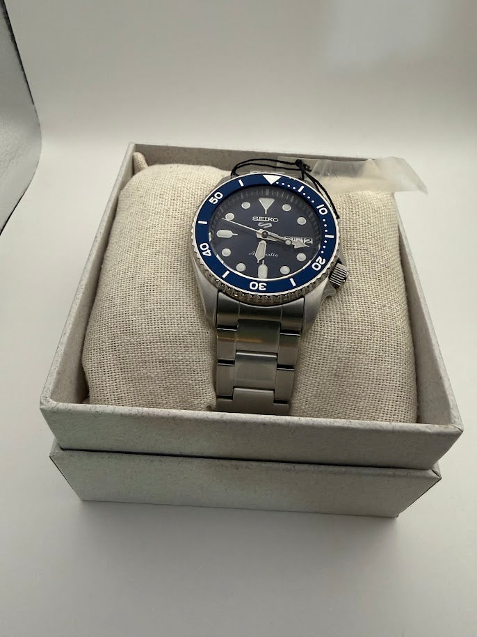 Seiko 5 Automatic