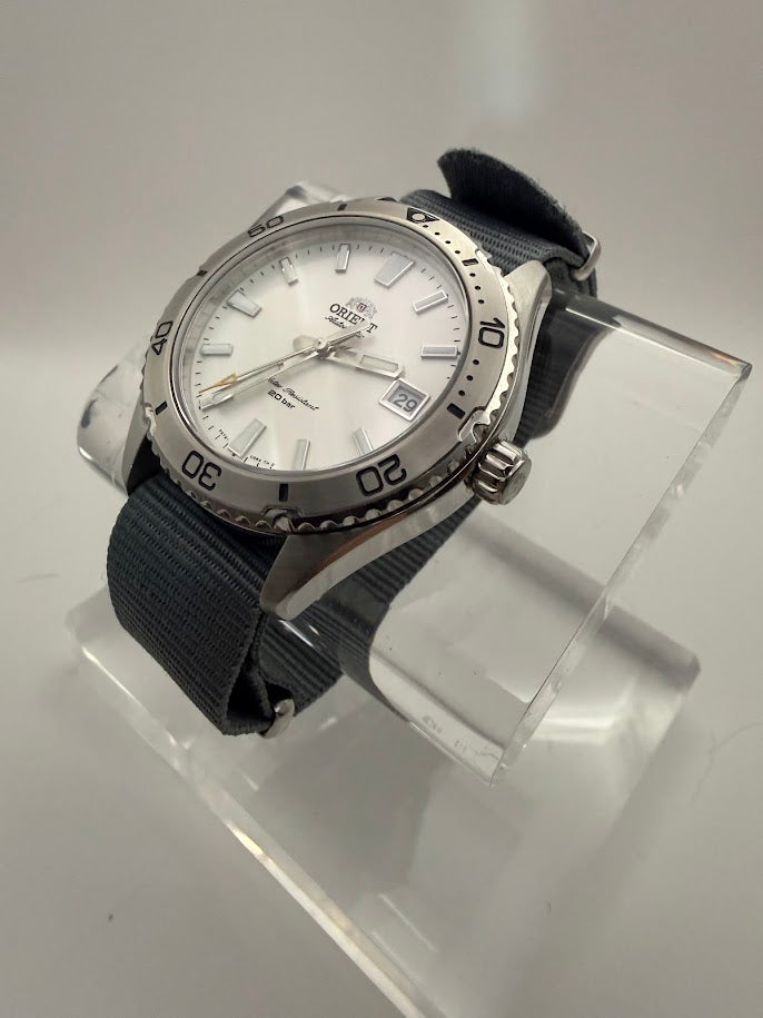 Orient Mako 40 Automatic Diver - White Dial w/ NATO + Bracelet