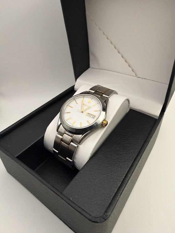 Seiko Quartz Day-Date - White Dial Two-Tone