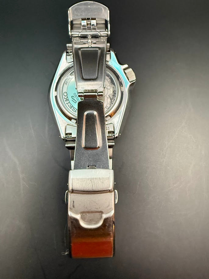 Seiko 5 Sports GMT "Black Dial" Automatic - Full Set